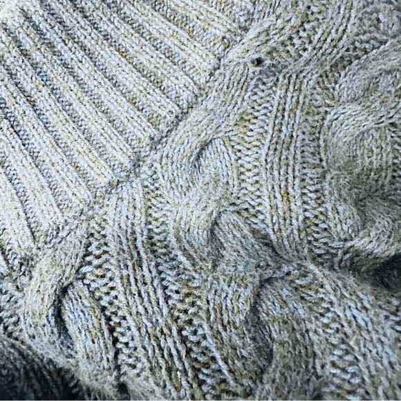 St. John’s Bay Men’s Sz Large 100% Cotton Blue Cable Knit Pullover Sweater - Picture 7 of 7